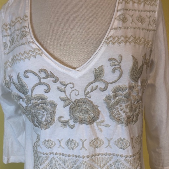 Johnny Was cotton embroidered white v neck tunic - Picture 6 of 9